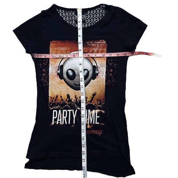 EMOJI the Iconic Brand branded t-shirt mesh upper back cap sleeves size 4-5 year - Picture 7 of 9